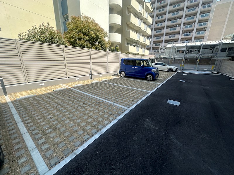 ファステート神戸サルビア 駐車場