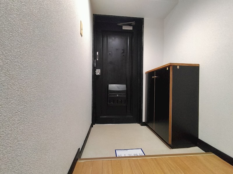 コスモスハイツ 玄関