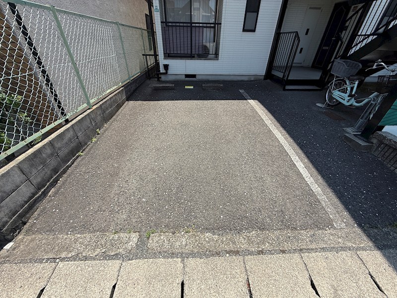甲子園ハイツ 駐車場