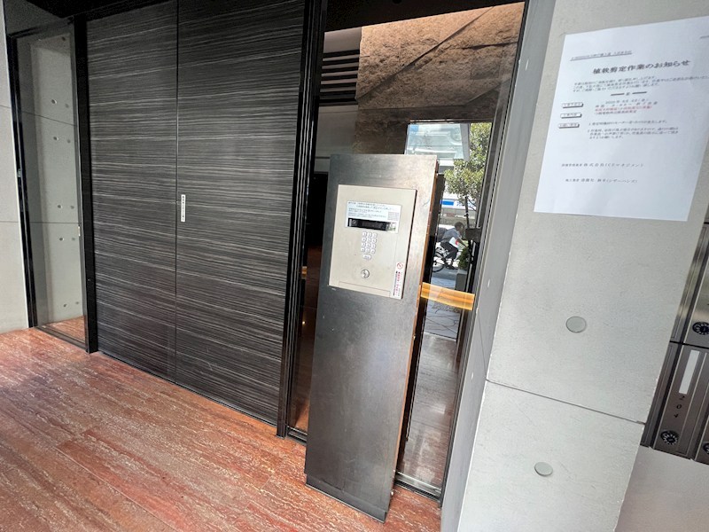 S-RESIDENCE神戸磯上通 庭
