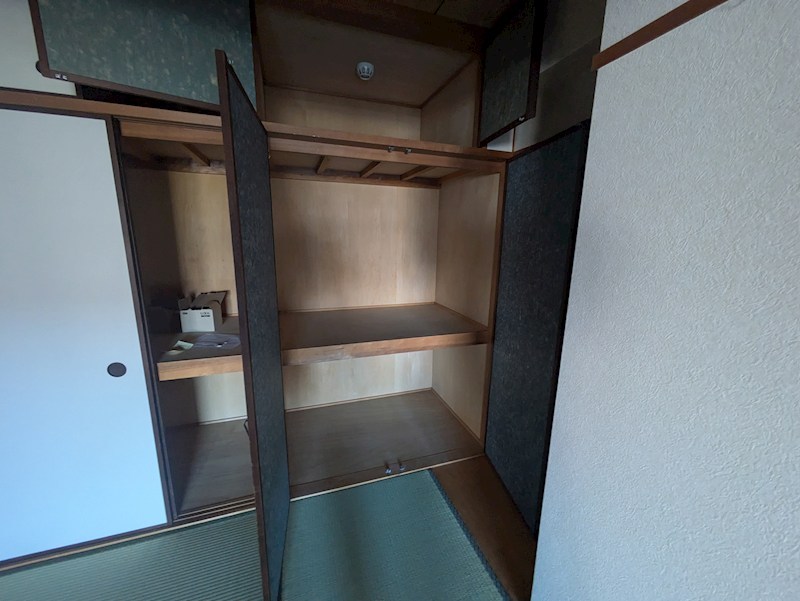 イソダマンション 収納