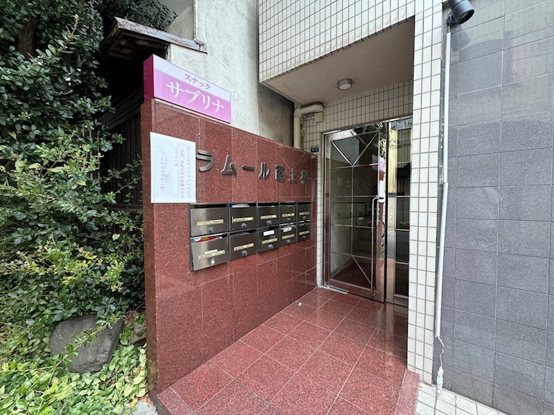ラムール西上橘通 エントランス