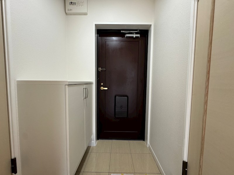 ラムール西上橘通 玄関