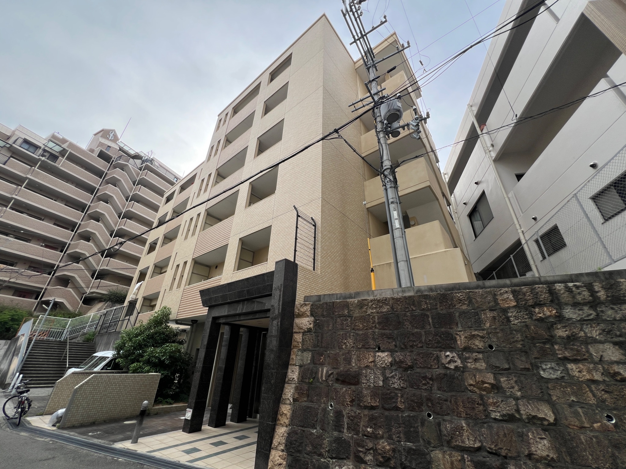 ウォームスヴィル神戸元町JP 外観
