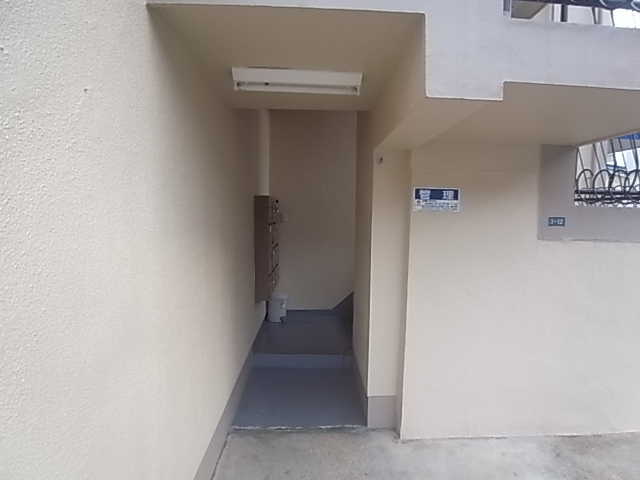 サニー神戸マンション エントランス