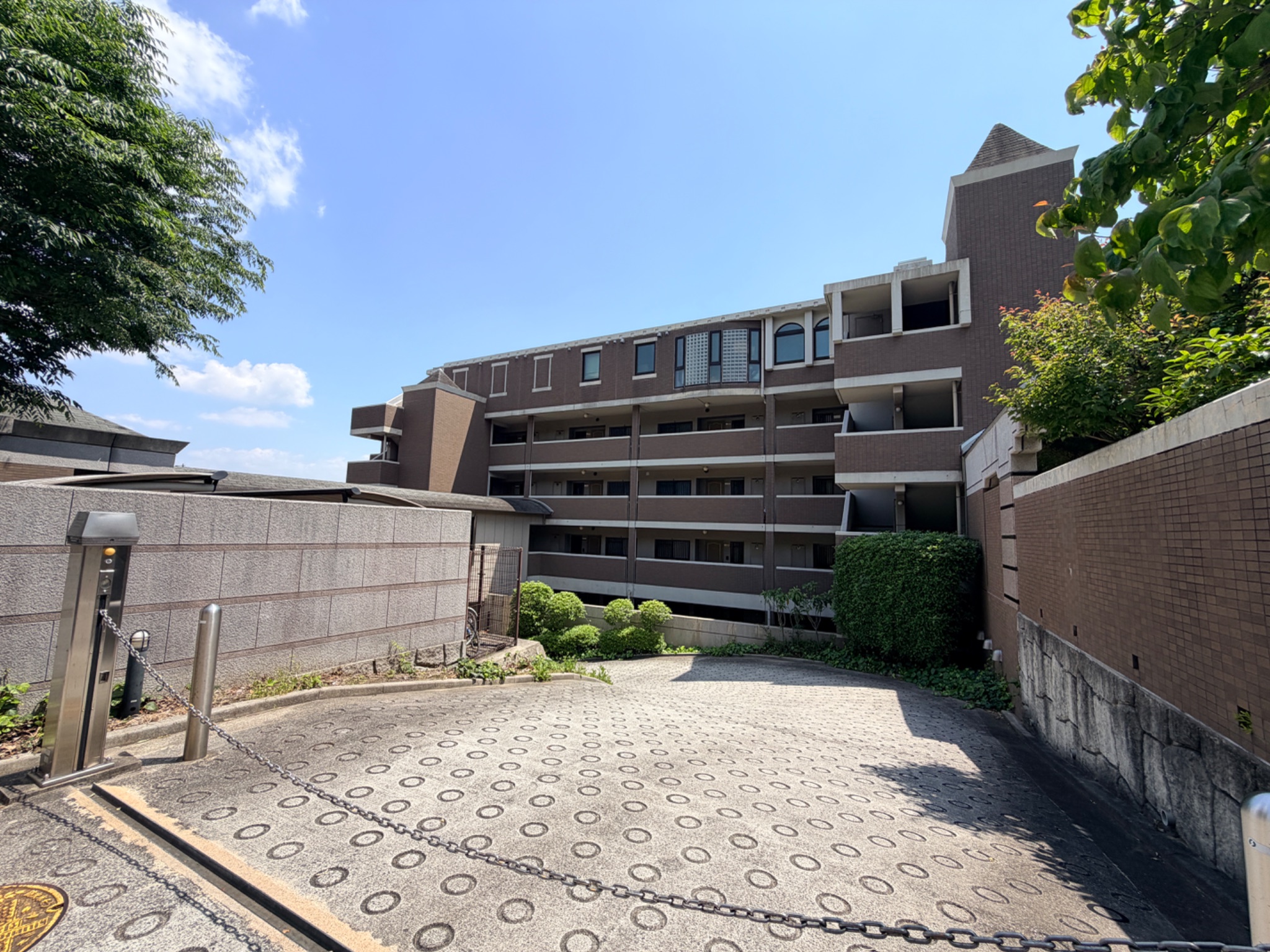 サンラトール甲陽園 外観