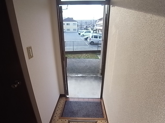 兵庫県明石市魚住町鴨池 玄関