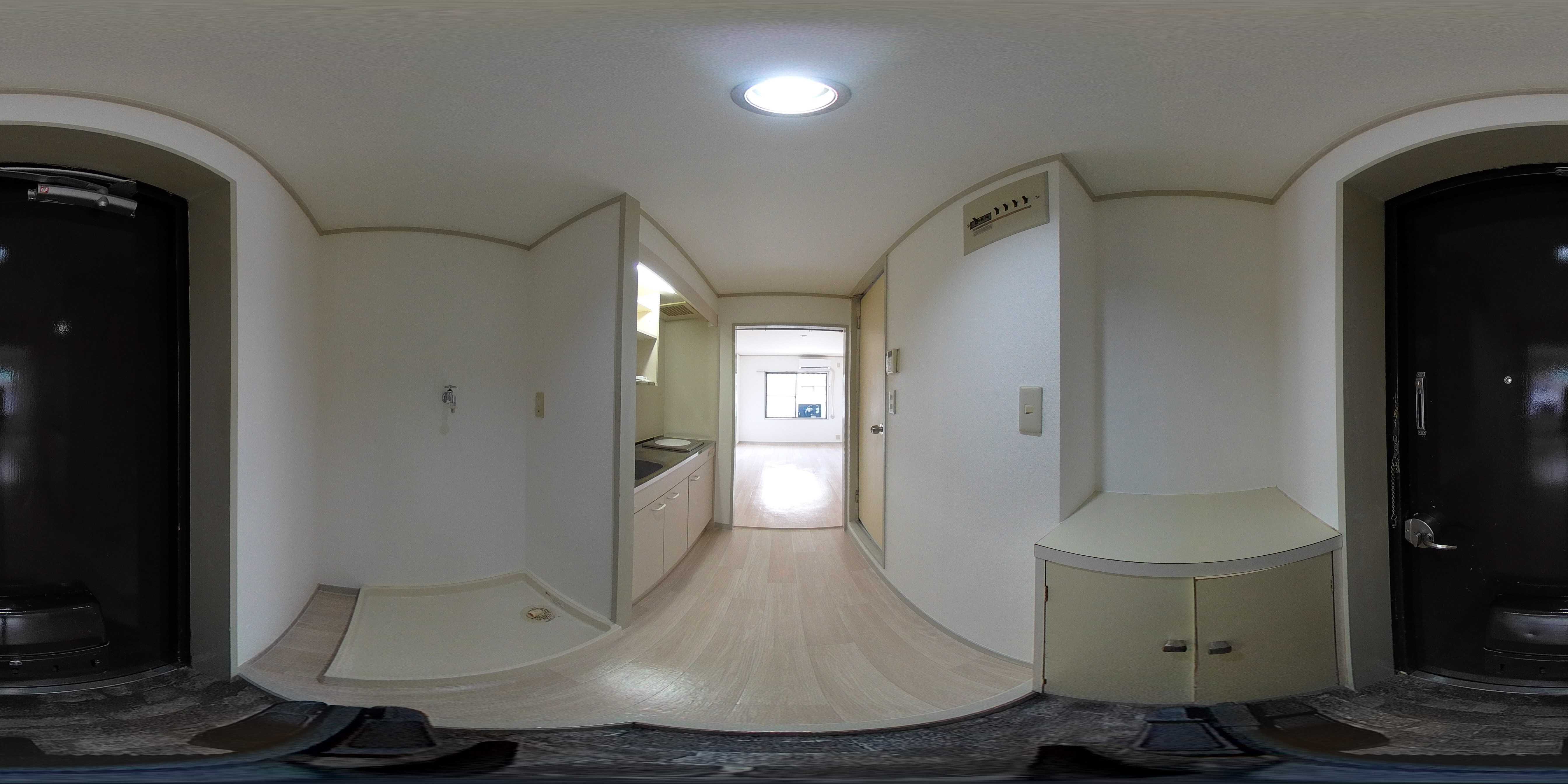 ライフイン芦屋壱番館 玄関