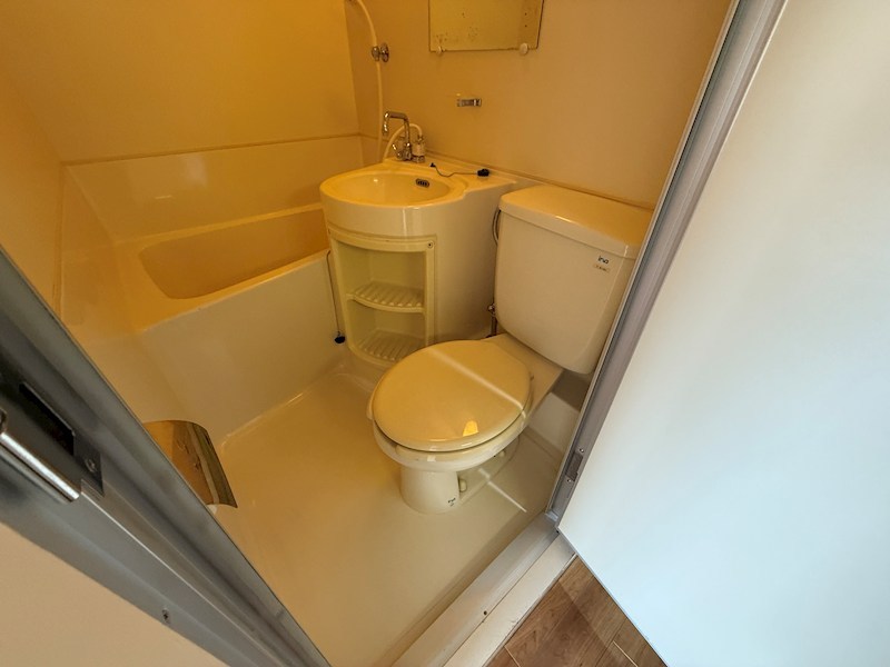 ライフイン芦屋弐番館 トイレ