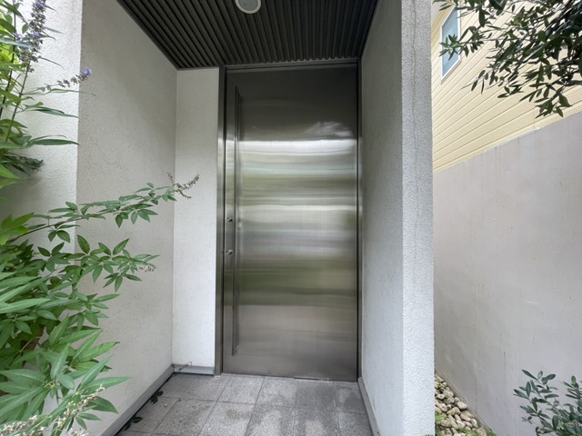 大原町戸建て エントランス