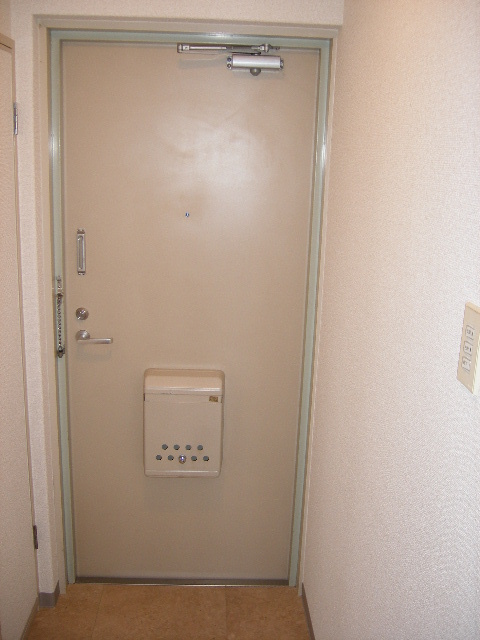 ヴィラ芦屋川 玄関