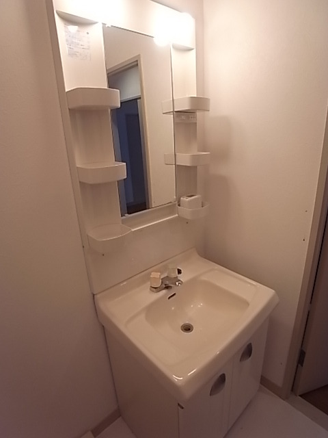 ロイヤルコート芦屋三条 洗面所