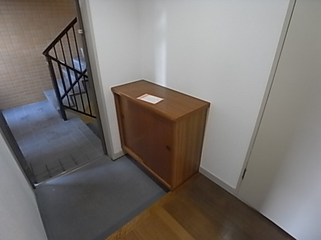ロイヤルコート芦屋三条 玄関