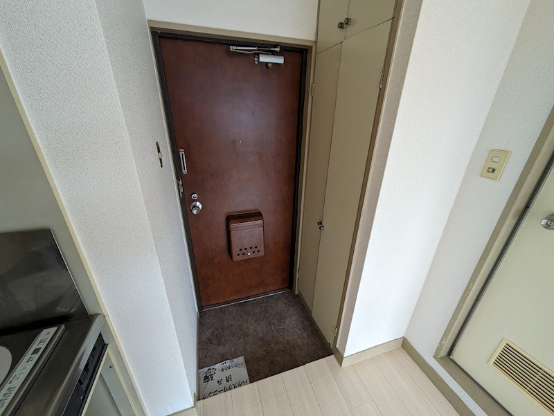 プレアール御園 玄関
