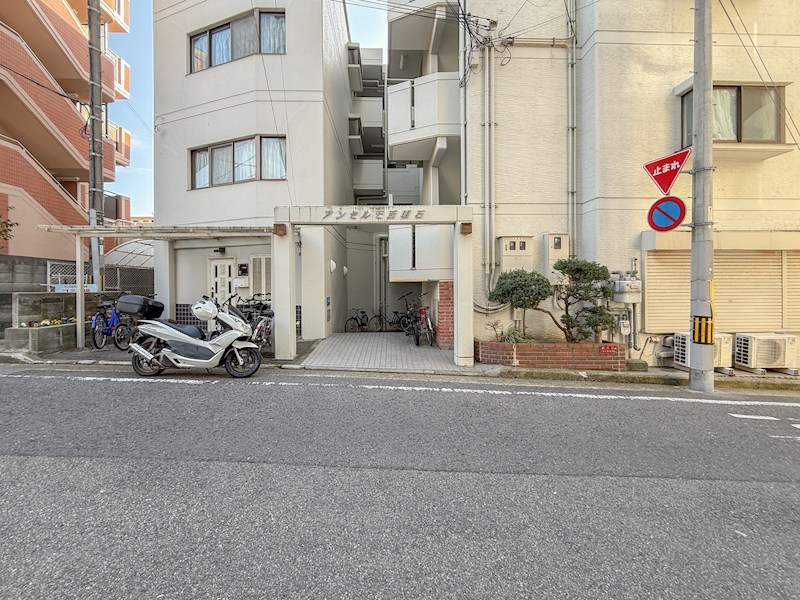 アンセルモ西明石 エントランス