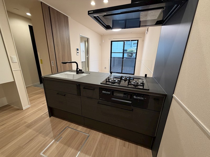 URBAN RISM COURT 西宮北口 キッチン