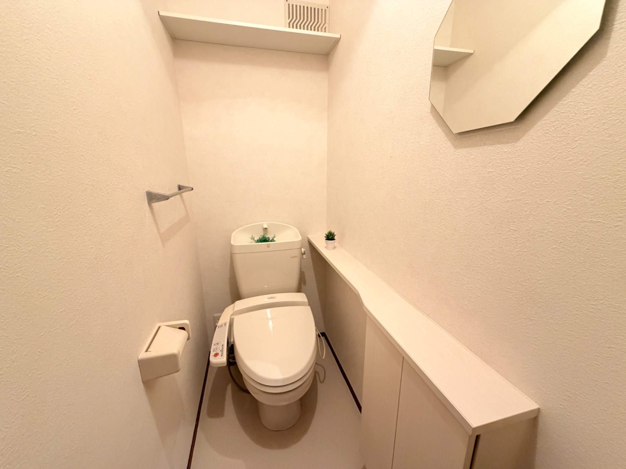 YUSEI　RESIDENCE　甲子園 トイレ