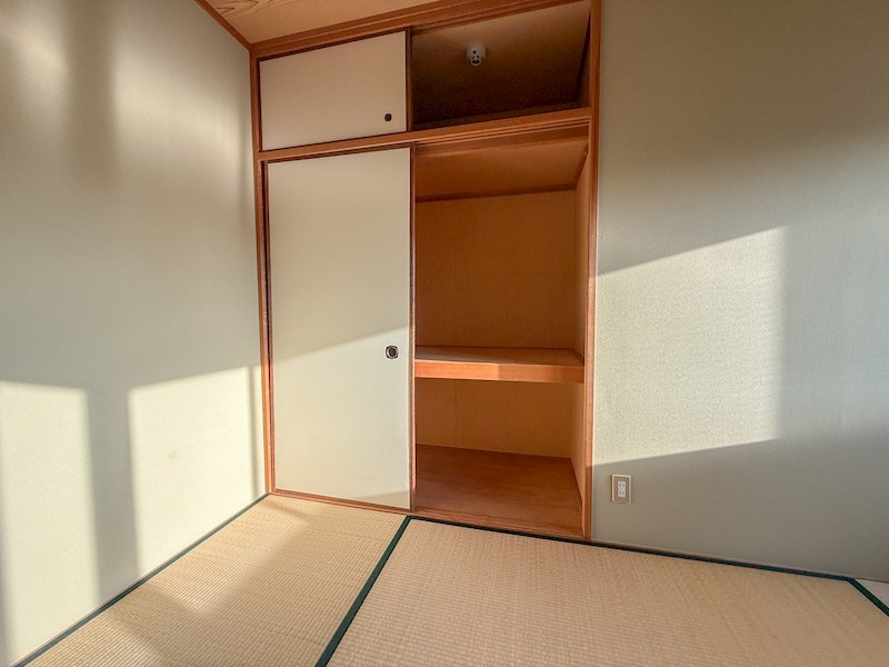 第二井住ビル 収納