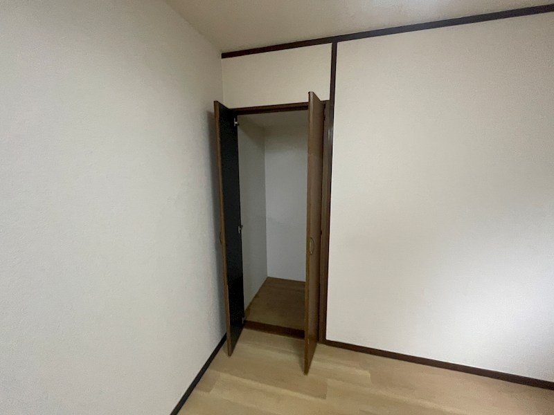 サンビルダー三宮東 収納