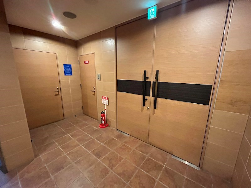 西宮北口プライマリーワン ロビー