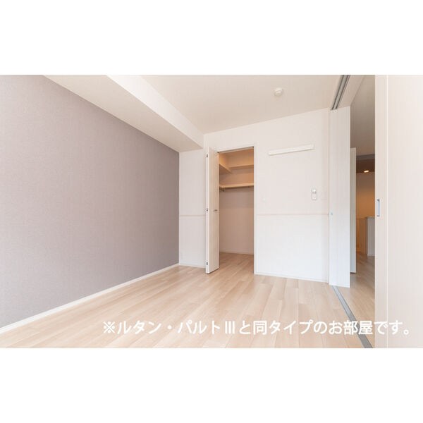 リヴァーサイド ヴィラ ベッドルーム