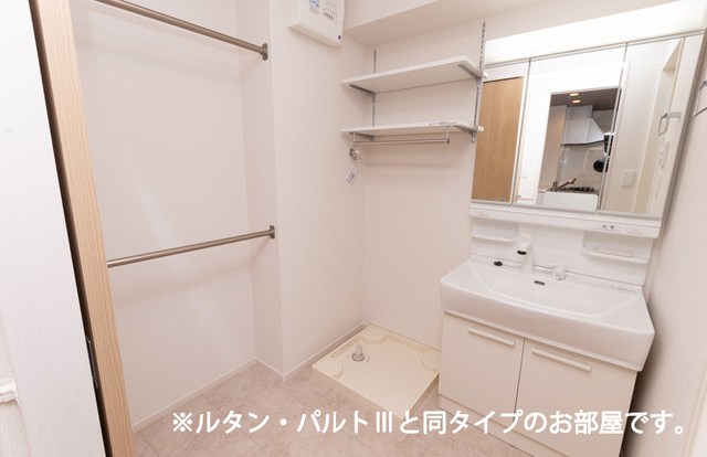 リヴァーサイド ヴィラ 洗面所