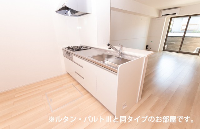 リヴァーサイド ヴィラ キッチン