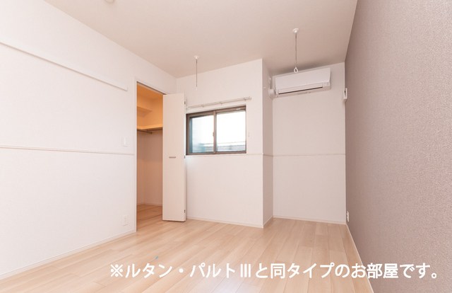 リヴァーサイド ヴィラ ベッドルーム