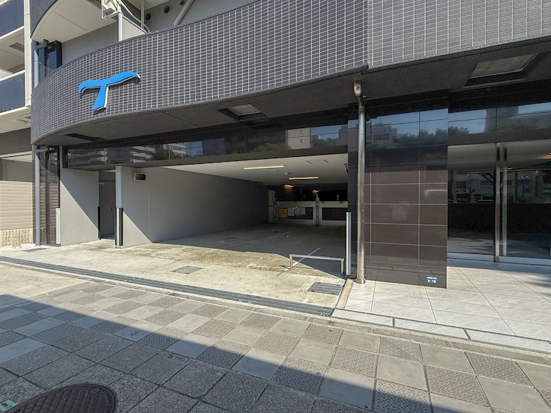 セレニテ神戸ミラク 駐車場