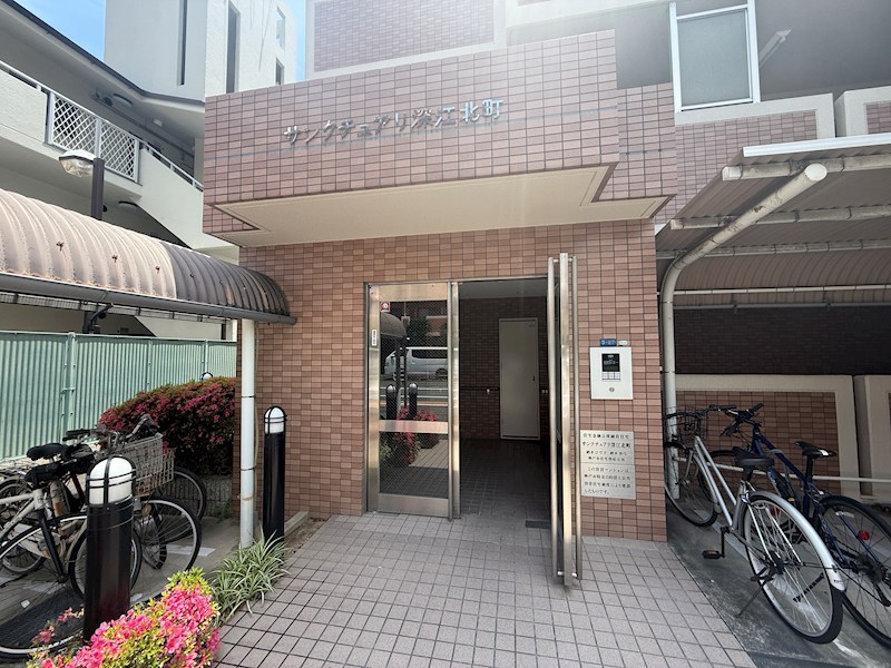 兵庫県神戸市東灘区深江北町３丁目 エントランス