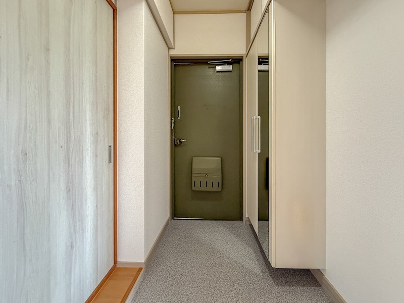 第一コーポ学苑 玄関
