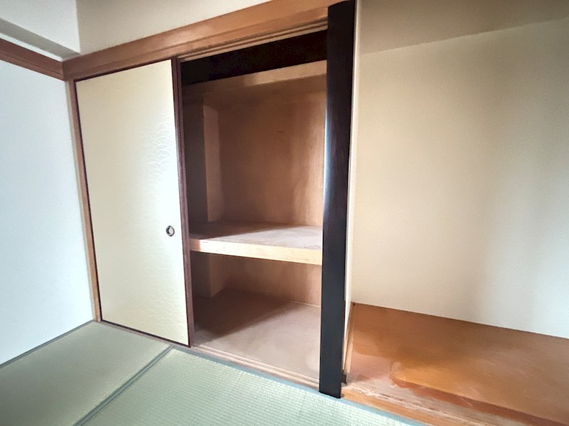 井本マンション 収納