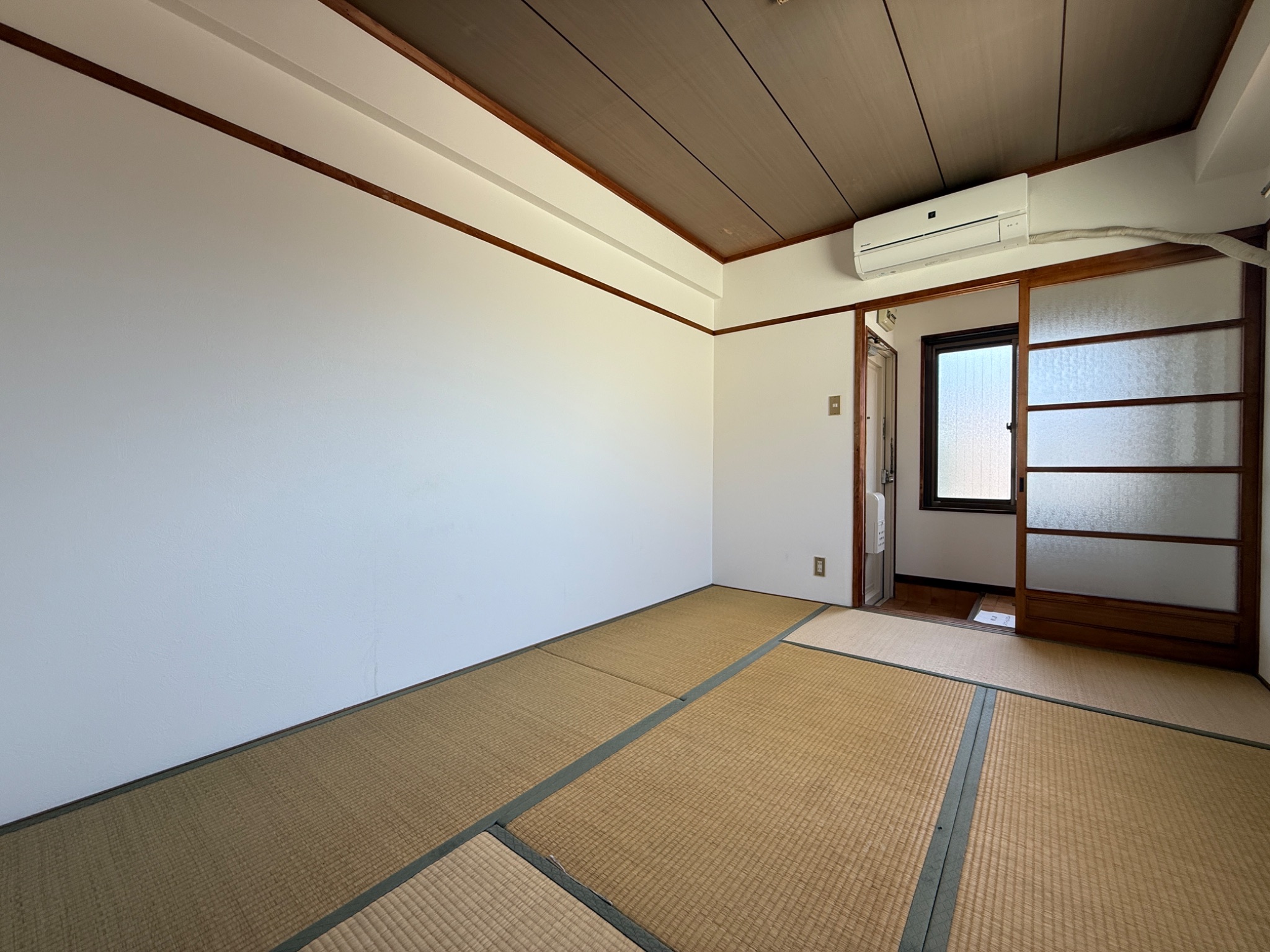 原田マンション ベッドルーム