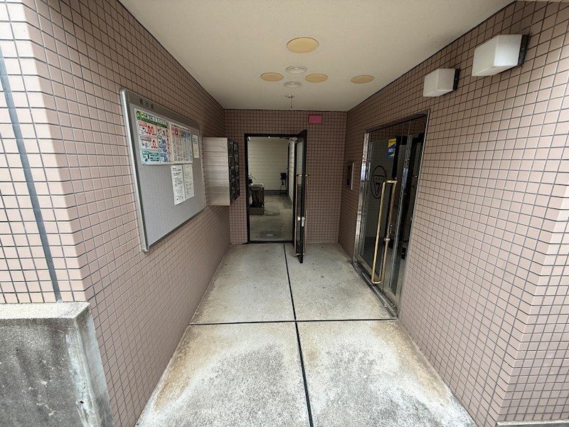 セブン エントランス