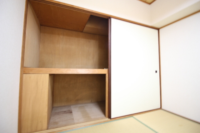 西宮ルモン 収納