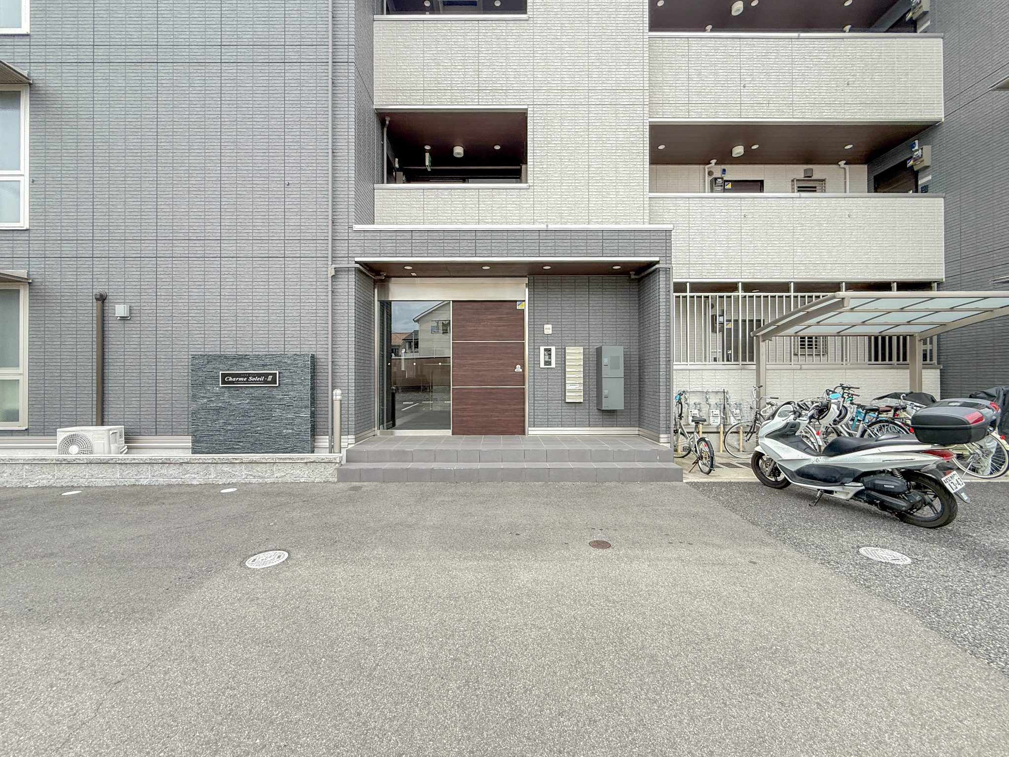シャルム ソレイユ3番館 エントランス