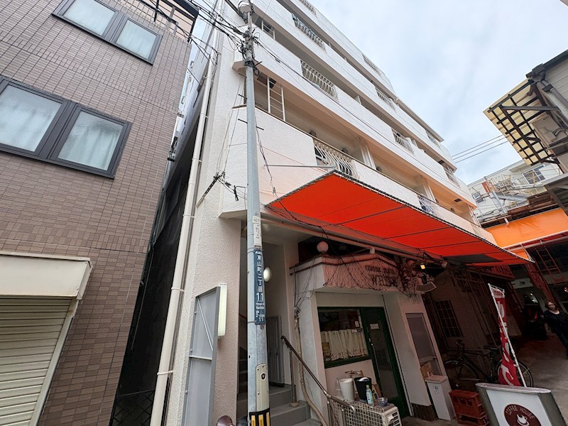 東山パビヨン エントランス