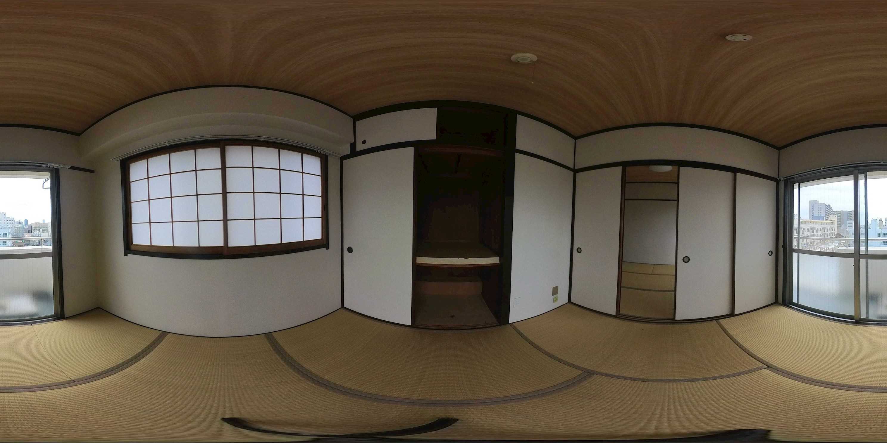 東山パビヨン 収納