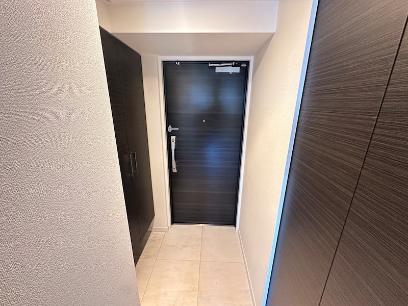 S-RESIDENCE神戸磯上通 玄関