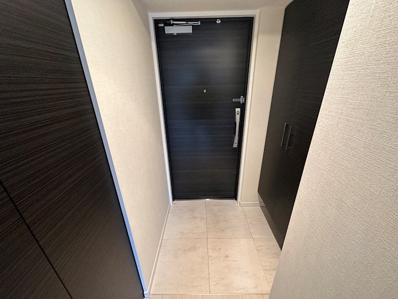 S-RESIDENCE神戸磯上通 玄関