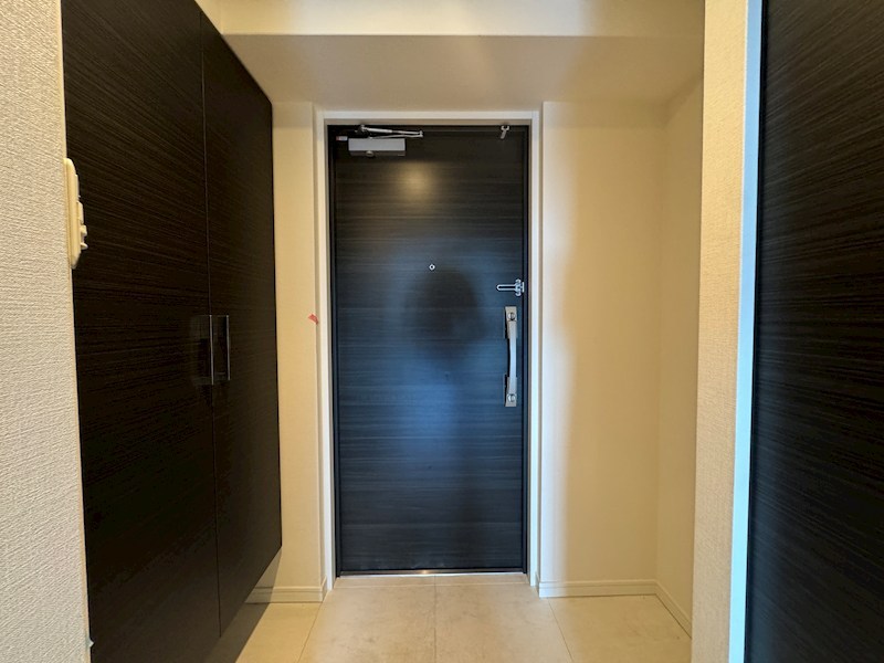 S-RESIDENCE神戸磯上通 玄関