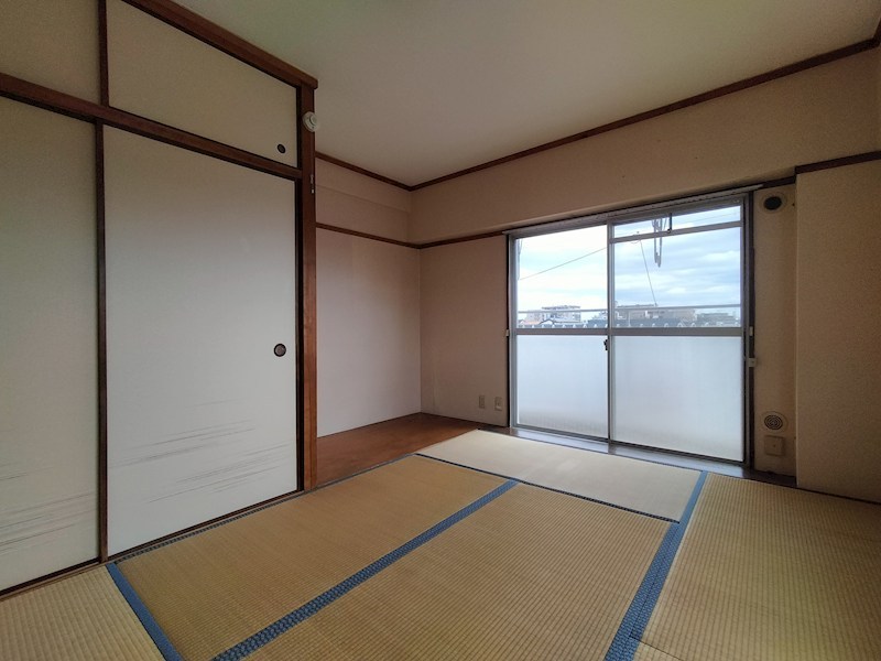 シャトル・イツキ 内装