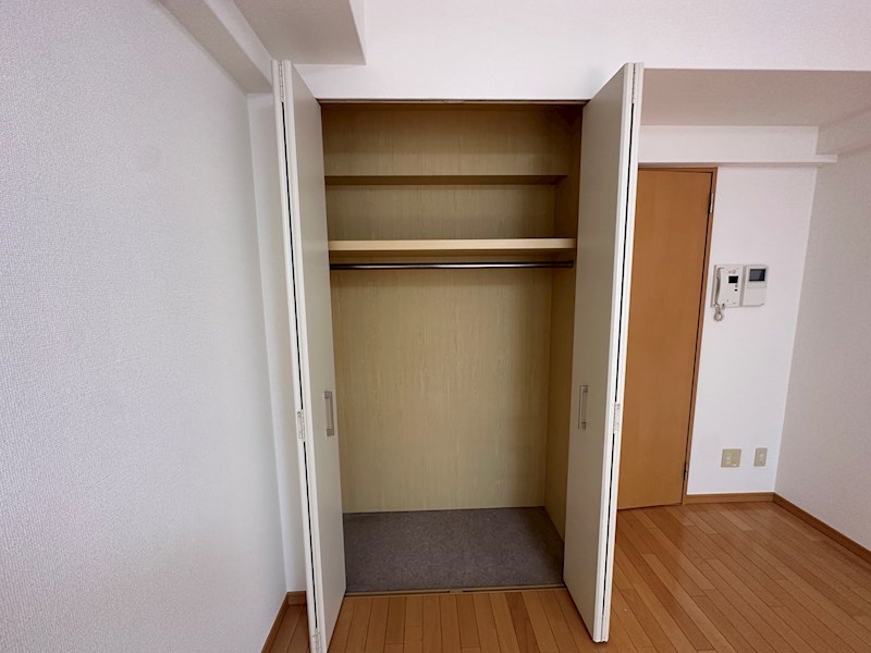 レジディア三宮東 収納