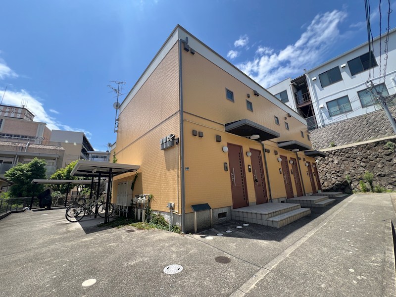 ウィズ諏訪山A棟・B棟 外観