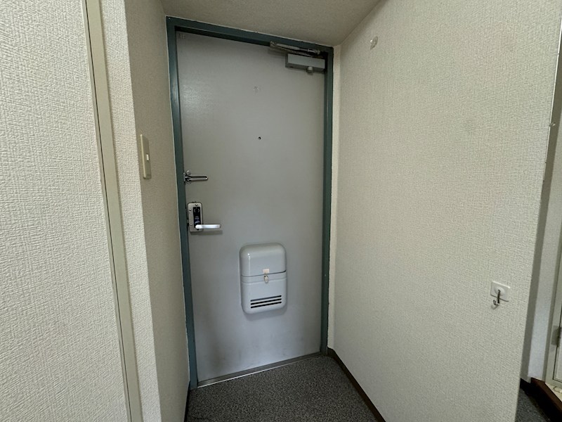 兵庫県神戸市中央区琴ノ緒町４丁目 玄関
