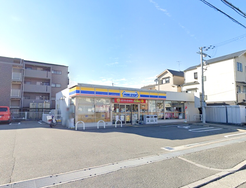 ヴィレッタ武庫之荘 コンビニ
