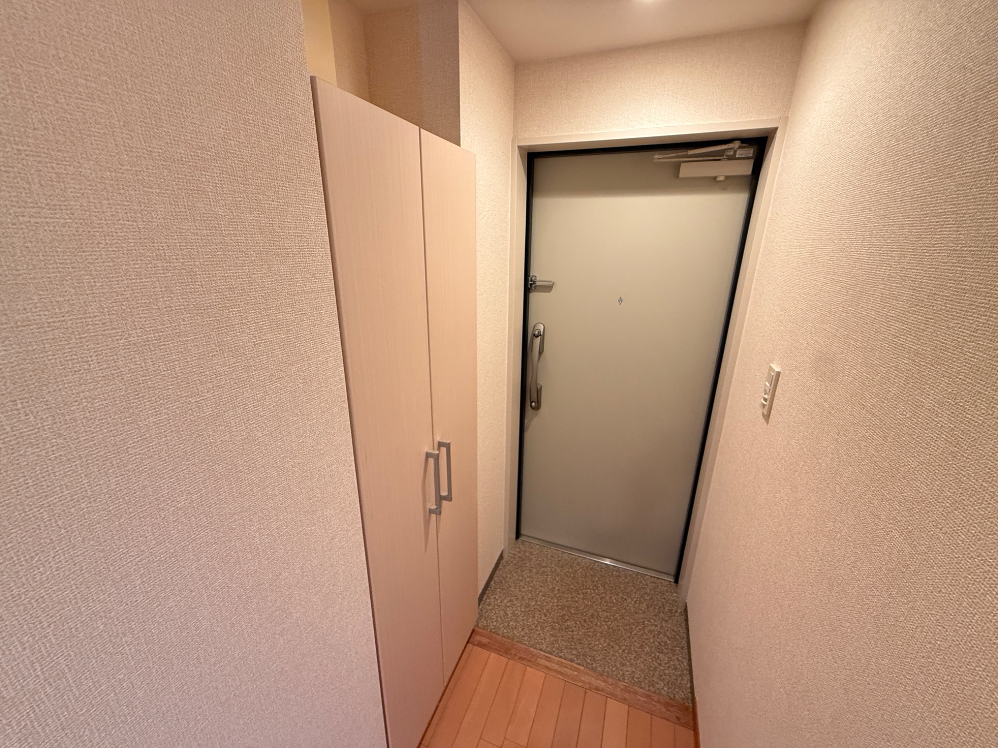 PRIMAVERA KOBE 玄関