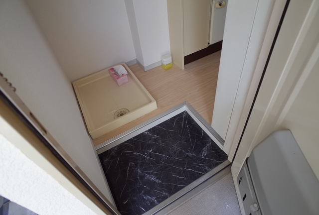 エール大同 玄関
