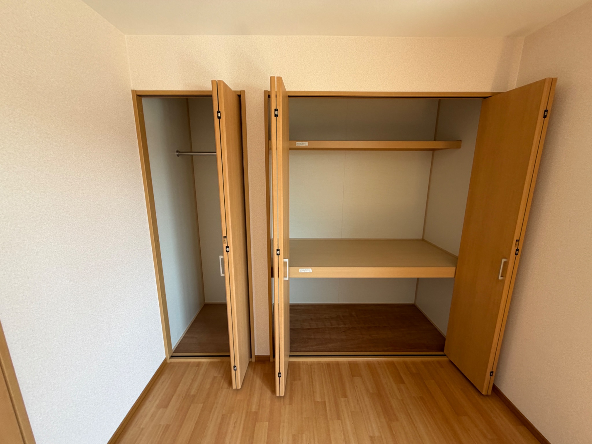 コルナスコート A棟 収納