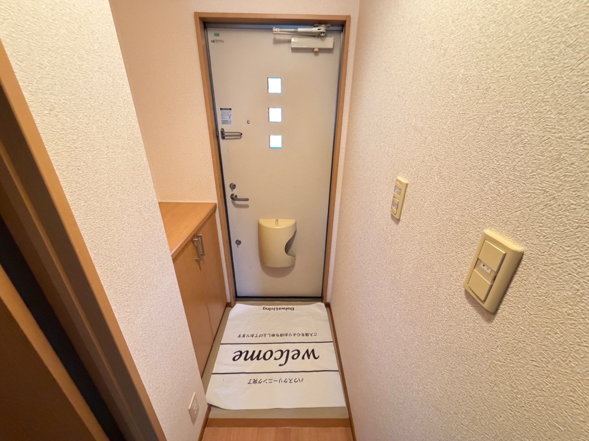 コルナスコート A棟 玄関
